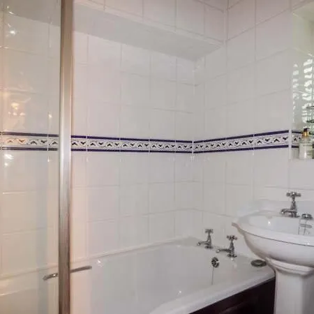 High House בית נופש *